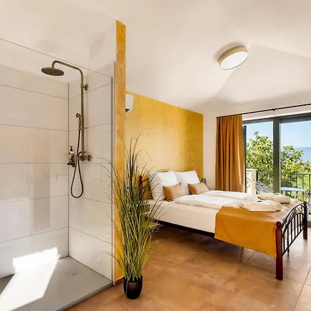 Villa Pinaza C- Luxury With Private & Seaview