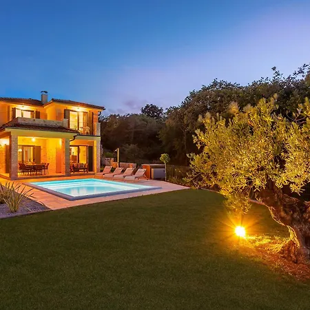 Pinaza C- Luxury With Private & Seaview Villa *