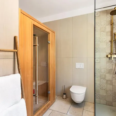 Pinaza C- Luxury With Private & Seaview Villa